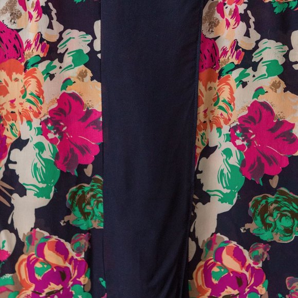 Bright floral silk top - Picture 4 of 4